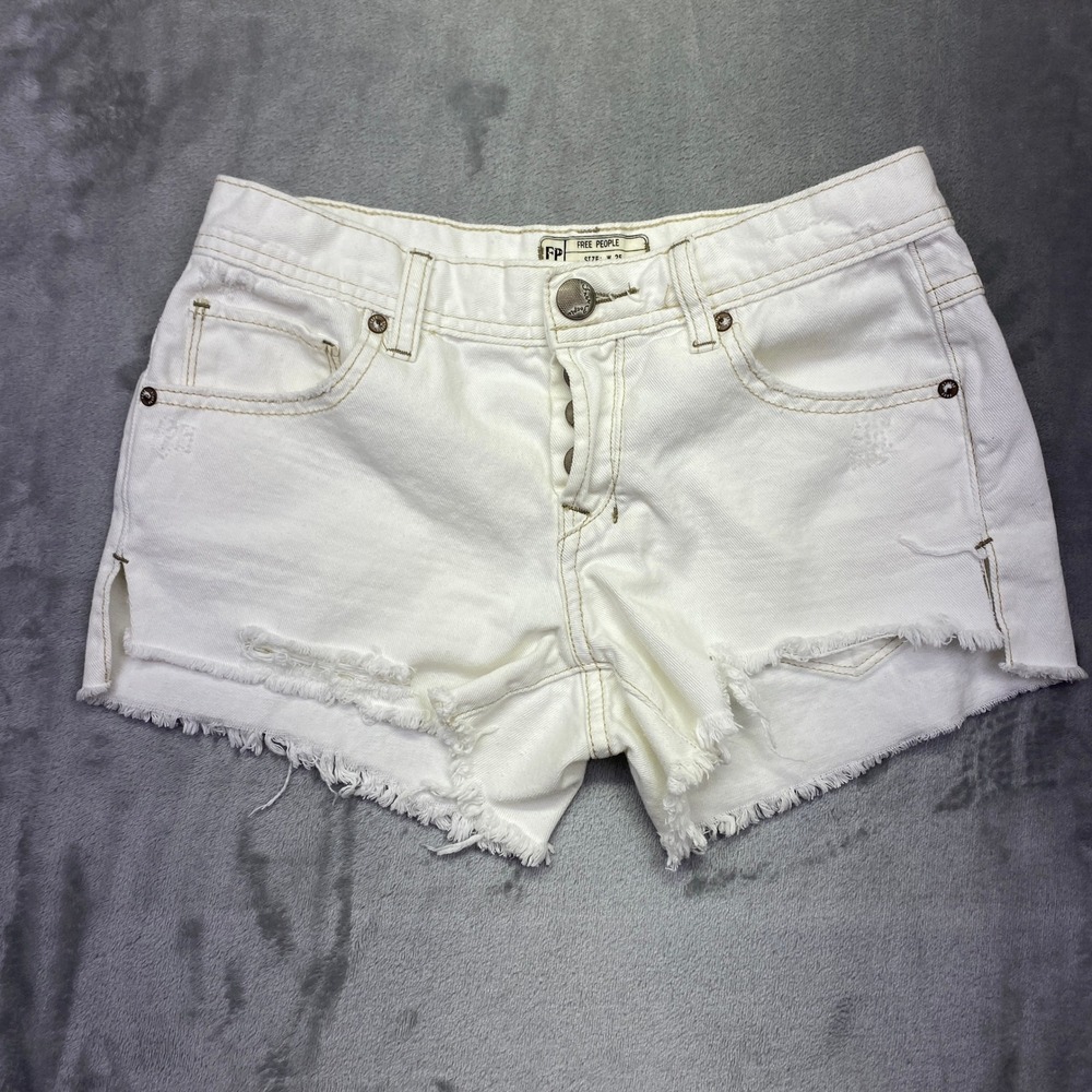 Free People White Denim Cutoff Frayed Hem Shorts Women Sz 25 Fits 28" Button Fly